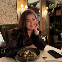 Лаура Ешназарова